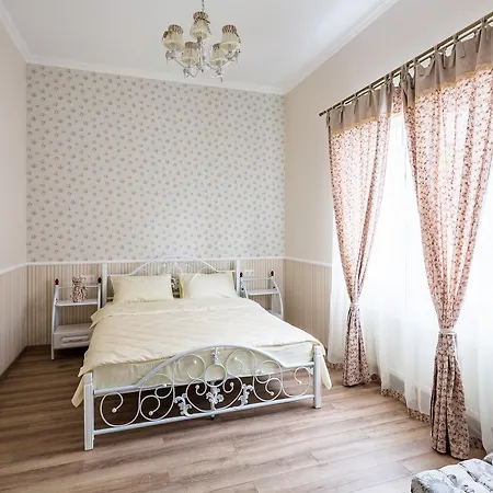 Apartament Lovely In The Center