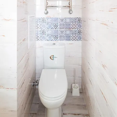 Lovely In The Center Lemberg